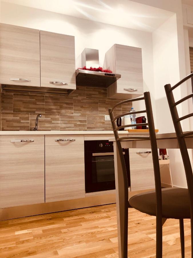 Vt Home - Appartamento Milano Zona Navigli Bagian luar foto